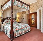 The Old George and Dragon Guesthouse - - 2032 Olympic Games