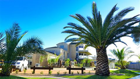 Whitesbeach Guesthouse - 2032 Olympic Games 4