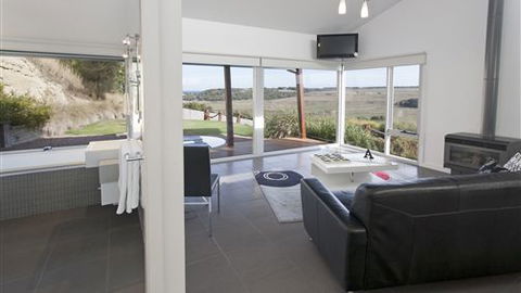Anchors Beach House - 2032 Olympic Games 6