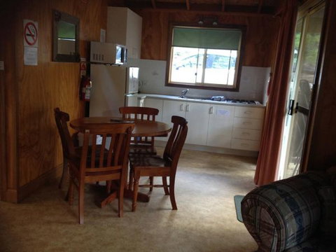 Canobolas Mountain Cabins - 2032 Olympic Games 3
