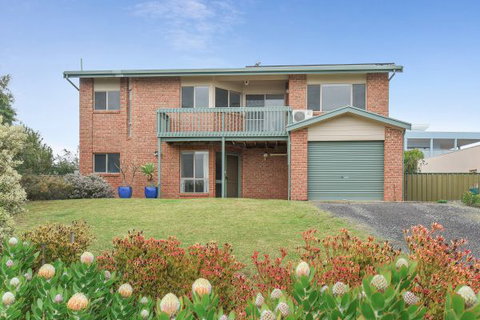 Coastal Cottage - 2032 Olympic Games 29