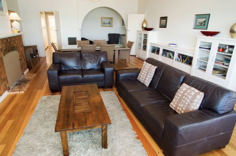 Coastal Cottage - 2032 Olympic Games 25