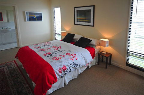 Coastal Cottage - 2032 Olympic Games 56