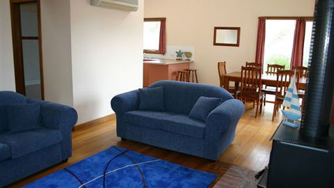 Front Beach Torquay Beach Houses - 2032 Olympic Games 1