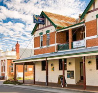 Maclean Hotel