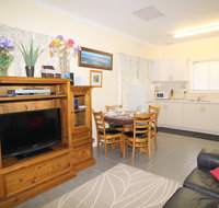 Riverview Cottage Migrant and holiday rental Port Noarlunga - 2032 Olympic Games