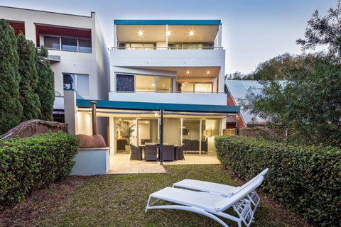 Azure Holiday House - 2032 Olympic Games 9