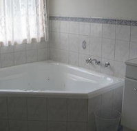 Macburn Self Contained Cottages Dog Friendly - 2032 Olympic Games