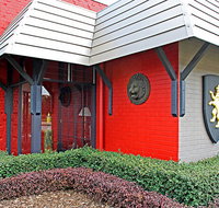 New England Motor Lodge - 2032 Olympic Games