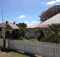 Tenterfield Luxury Historic c1895 Cottage