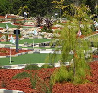 18 Hole Mini Golf - Club Husky - 2032 Olympic Games