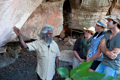 Arnhem Land Injalak Hill Full-Day Tour From Darwin - 2032 Olympic Games 8
