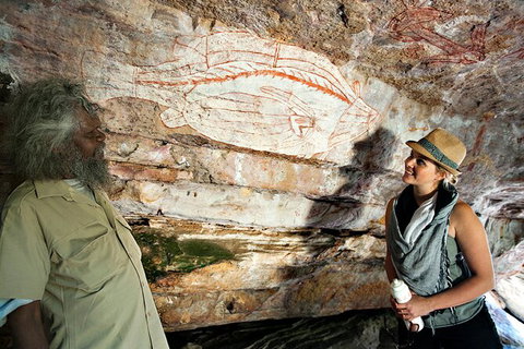 Arnhem Land Injalak Hill Full-Day Tour From Darwin - 2032 Olympic Games 3