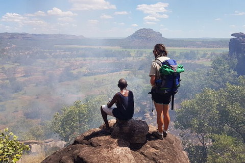 Arnhem Land Injalak Hill Full-Day Tour From Darwin - 2032 Olympic Games 9