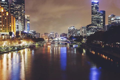 Melbourne Airport Transfers: Melbourne To Melbourne Airport MEL In Luxury Car - 2032 Olympic Games 7