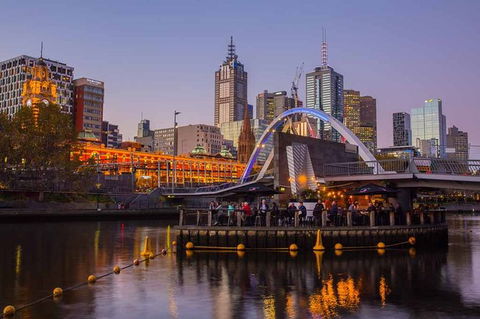 Melbourne Airport Transfers: Melbourne To Melbourne Airport MEL In Luxury Car - 2032 Olympic Games 6