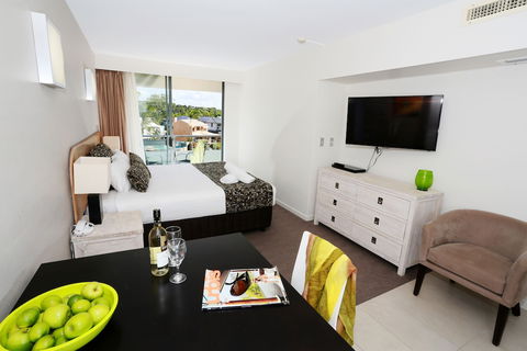 Hotel Laguna - 2032 Olympic Games 3