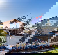 Country Comfort Amity Motel - 2032 Olympic Games