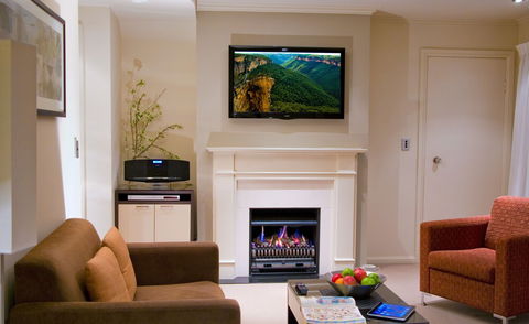 Falls Mountain Retreat - 2032 Olympic Games 5