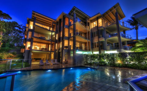 Rainbow Ocean Palms Resort - 2032 Olympic Games 5