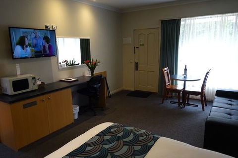 Victoria Lodge Motor Inn & Apartments - 2032 Olympic Games 4