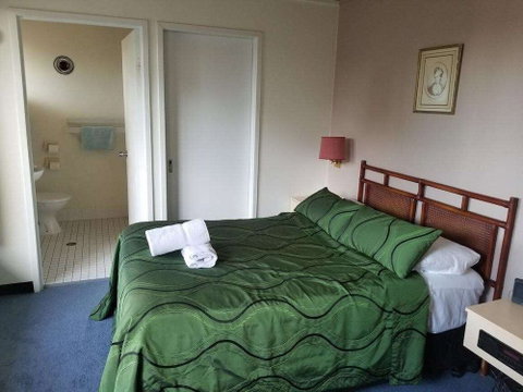 Raceways Motel - 2032 Olympic Games 5