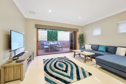 Sorrento Beach Manor - 2032 Olympic Games 2