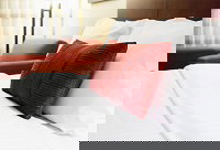 Whitsunday Lodge Bed & Breakfast - 2032 Olympic Games 0