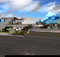 Warwick Vines Motel - 2032 Olympic Games