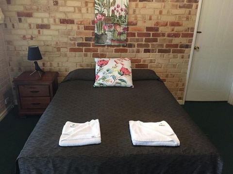 Travellers Rest Motel - 2032 Olympic Games 4