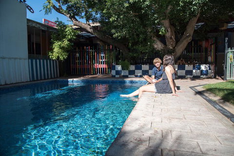 Jump Inn Alice Budget Accommodation - 2032 Olympic Games 3