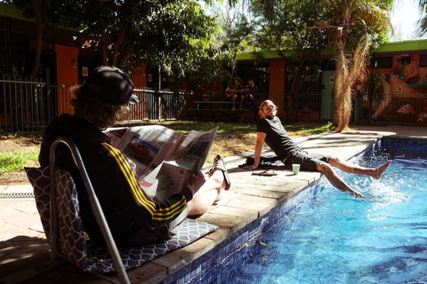 Jump Inn Alice Budget Accommodation - 2032 Olympic Games 4