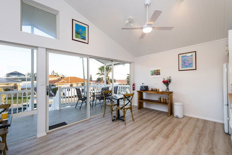 North Beach Bed And Breakfast - 2032 Olympic Games 3