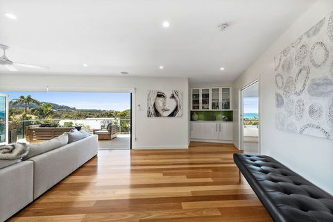 Ultimate Beach House - 2032 Olympic Games 2