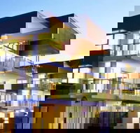 Maggies Beachfront Apt. 7 - 2032 Olympic Games