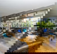 Maggies Beachfront Apt. 12 - 2032 Olympic Games