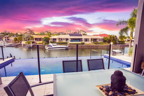 Indulgence On Bay Four - 2032 Olympic Games 5