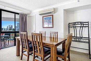 Victoria Square Apartment Broadbeach Level 9 - 2032 Olympic Games 3