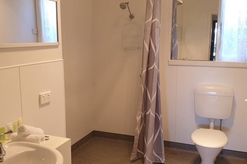 Port Life Beach House - 2032 Olympic Games 5