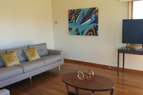 Port Life Beach House - 2032 Olympic Games 0