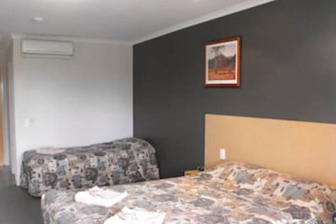 Victory Hotel Motel - 2032 Olympic Games 6