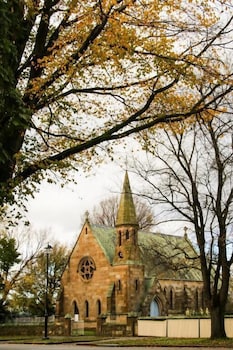 Ross Motel - 2032 Olympic Games 4