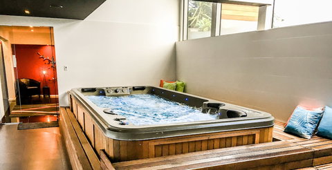 Starhaven Retreat - 2032 Olympic Games 1