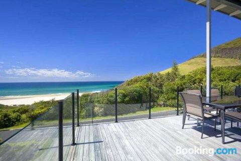 ROCKPOOL (4 Night Min) - 2032 Olympic Games 6