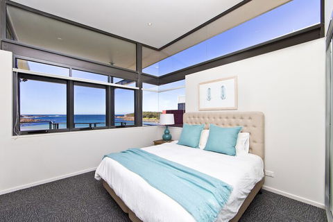 Sails On The Beachfront Exclusive Seaside Home - 2032 Olympic Games 1