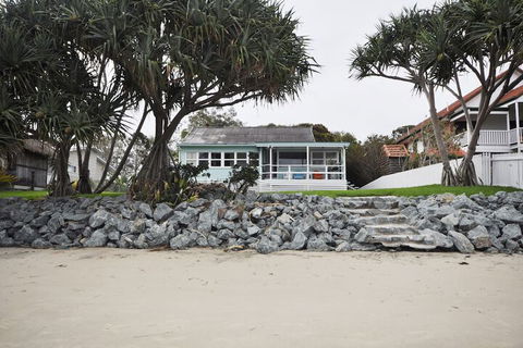 Golden Sands At Beachmere - 2032 Olympic Games 3