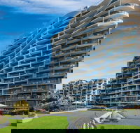 Mant814 - Ocean Views  Sunny Stays - 2032 Olympic Games