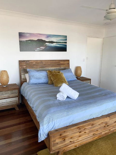 Happy Tides Beachfront Holiday Home - 2032 Olympic Games 6