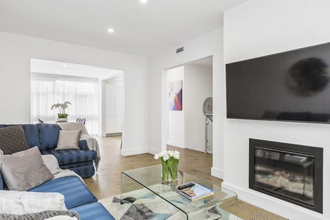 BOUTIQUE STAYS - Brighton By The Sea - 2032 Olympic Games 6