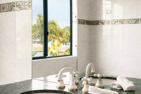 Mermaid Beach House - 2032 Olympic Games 4